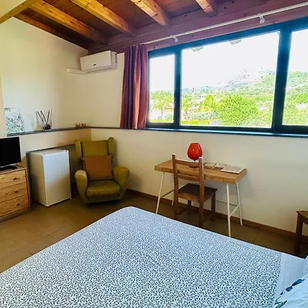 Carolea Couette-café Acireale